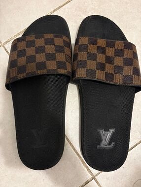Checkered Brown & Black Slide Sandals